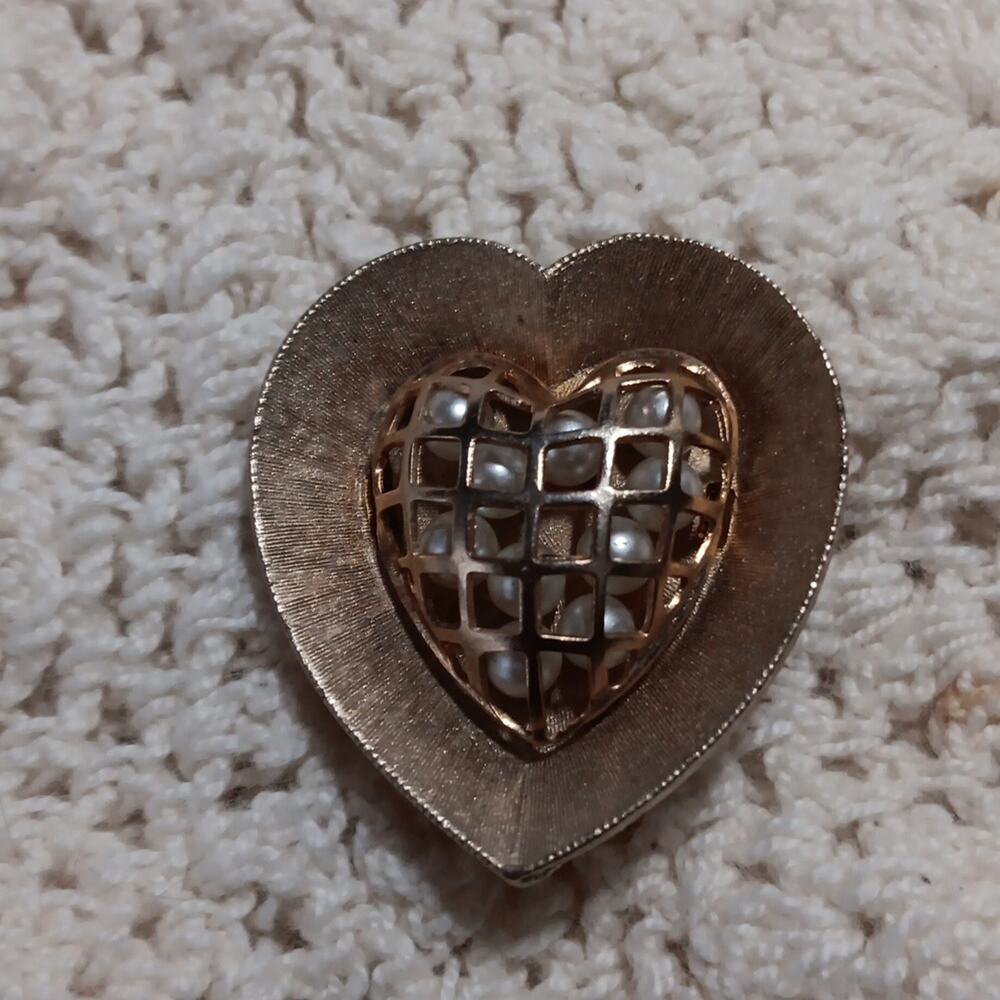 Vintage Brushed Gold Tone Heart Pin Brooch with Caged Faux Pearls